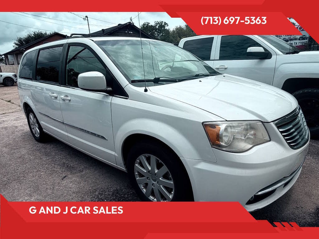 2012 Chrysler Town and Country Touring