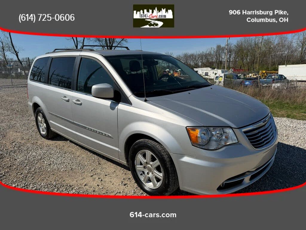2012 Chrysler Town and Country Touring