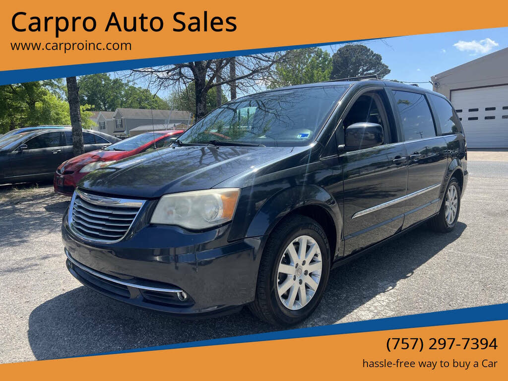 2014 Chrysler Town and Country Touring