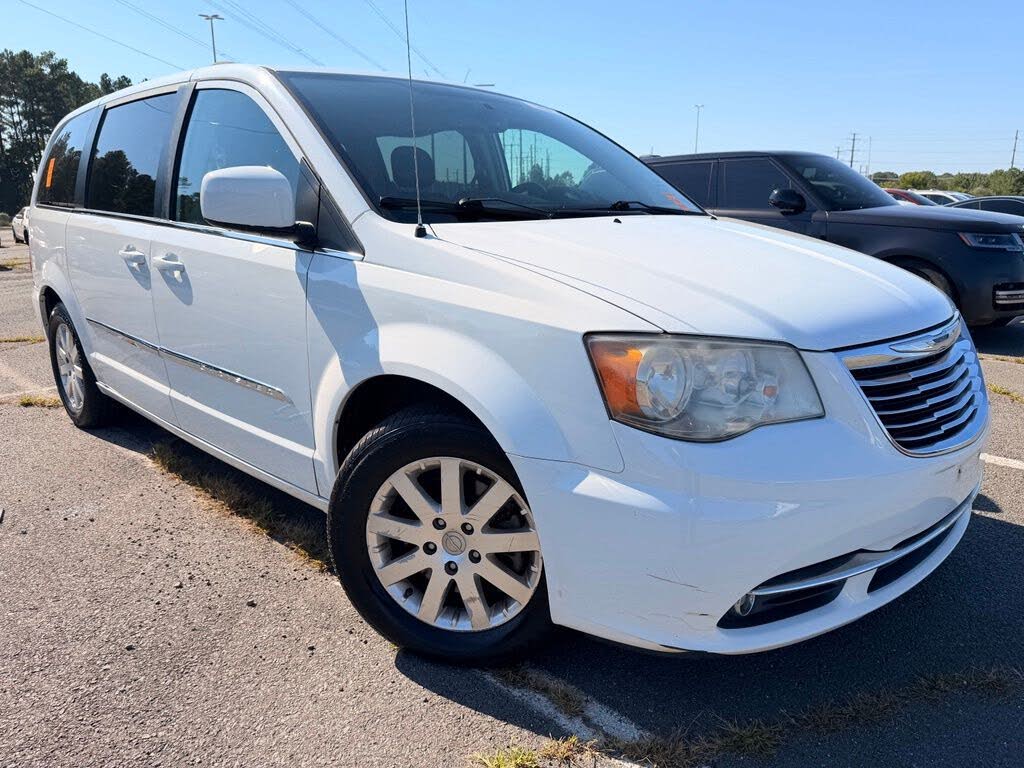 2014 Chrysler Town and Country Touring