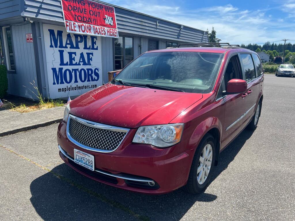 2015 Chrysler Town and Country Touring