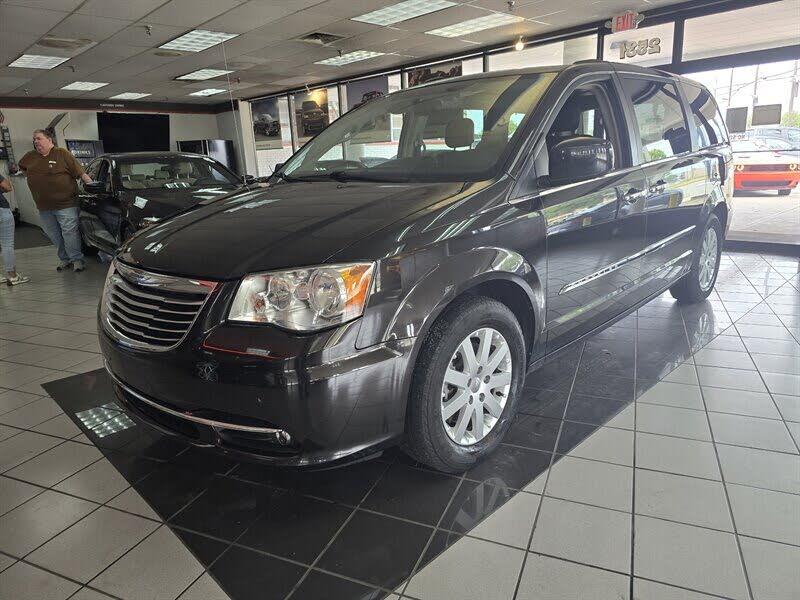 2015 Chrysler Town & Country Touring