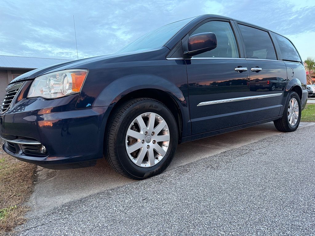 2015 Chrysler Town & Country Touring