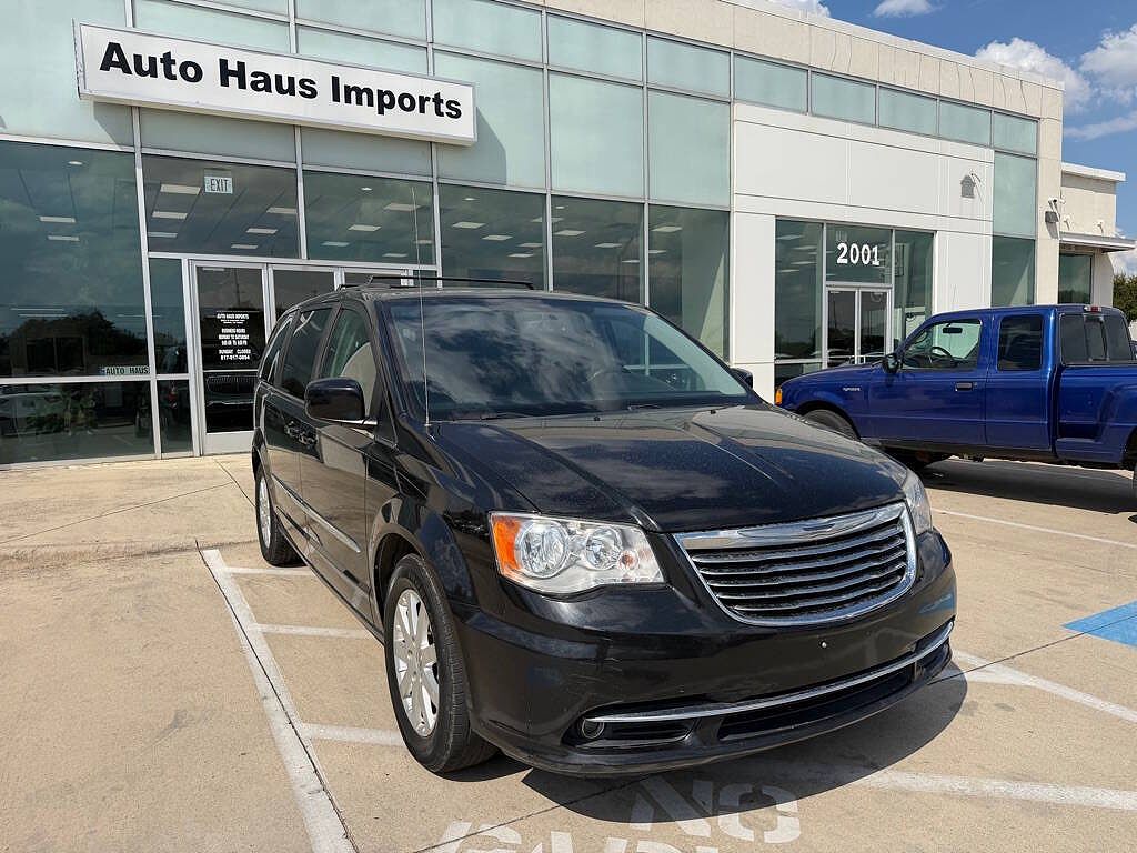 2016 Chrysler Town & Country Touring