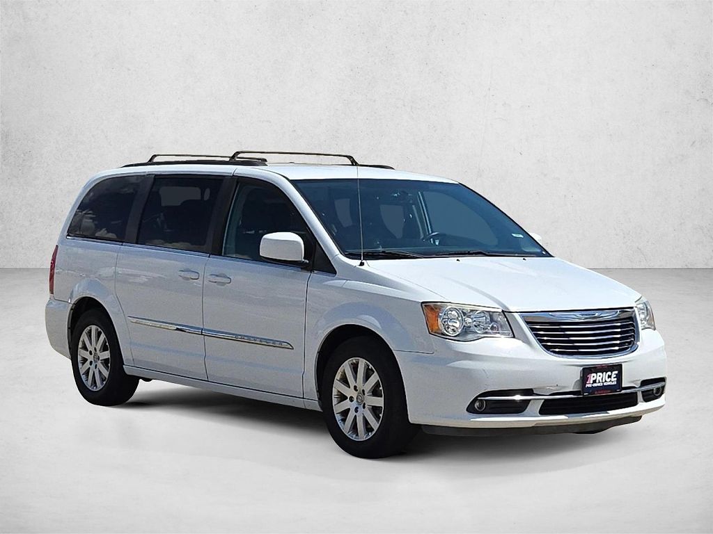 2016 Chrysler Town & Country Touring