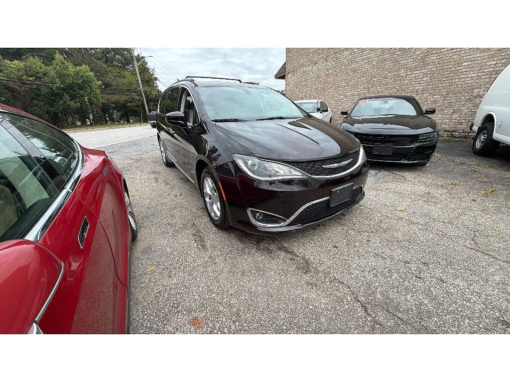 2017 Chrysler Pacifica Touring Plus