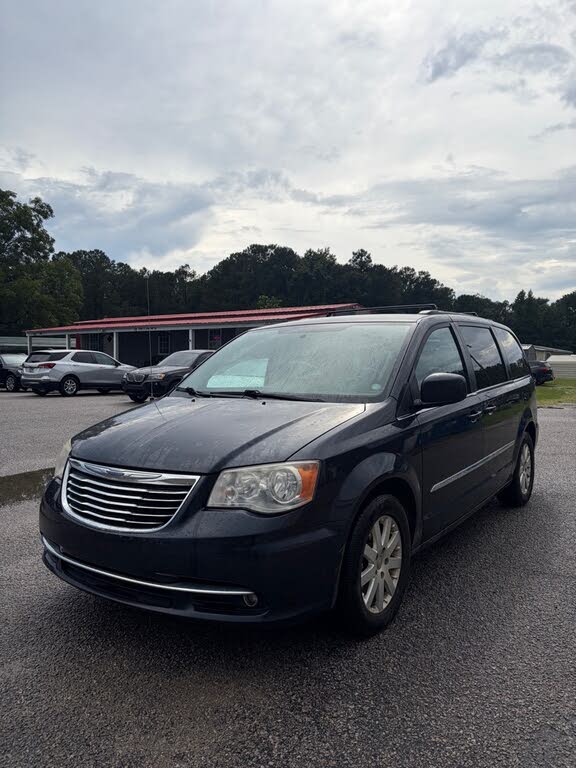 2013 Chrysler Town and Country Touring