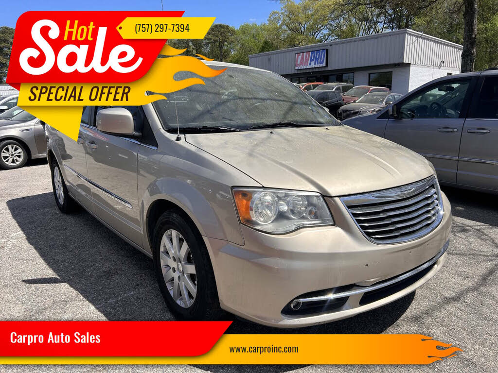 2014 Chrysler Town and Country Touring