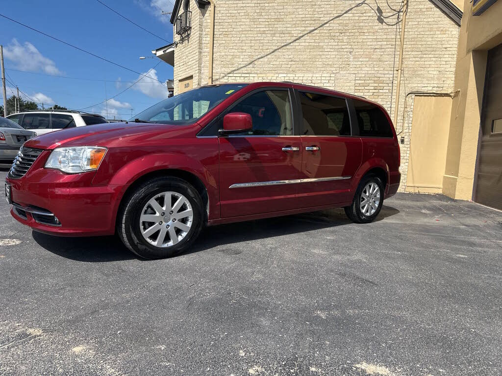 2015 Chrysler Town and Country Touring
