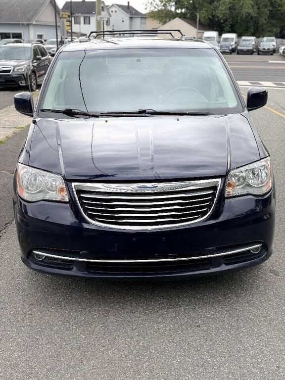 2016 Chrysler Town and Country Touring