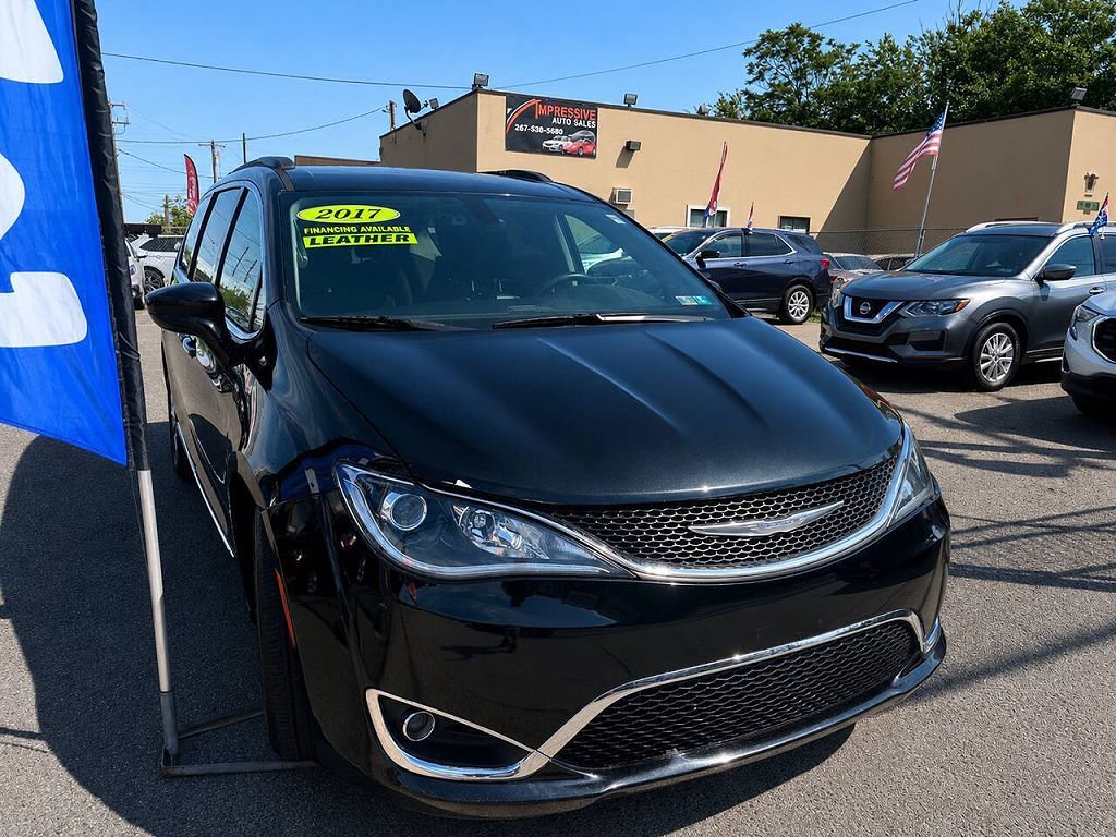 2017 Chrysler Pacifica Touring Plus