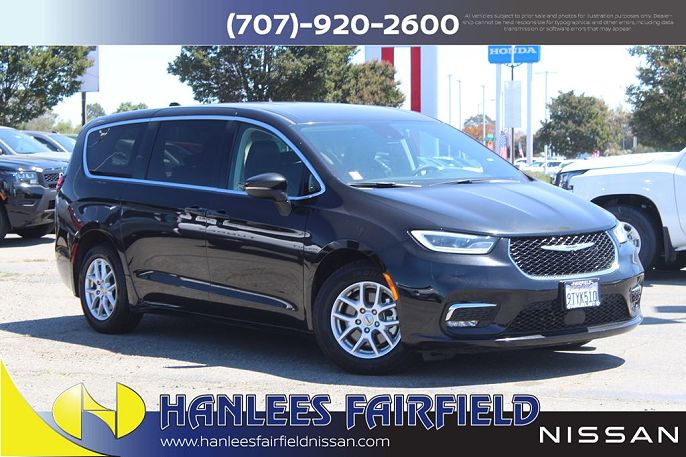 2023 Chrysler Pacifica Touring L