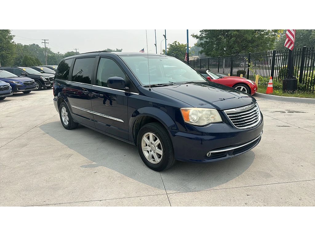 2012 Chrysler Town & Country Touring