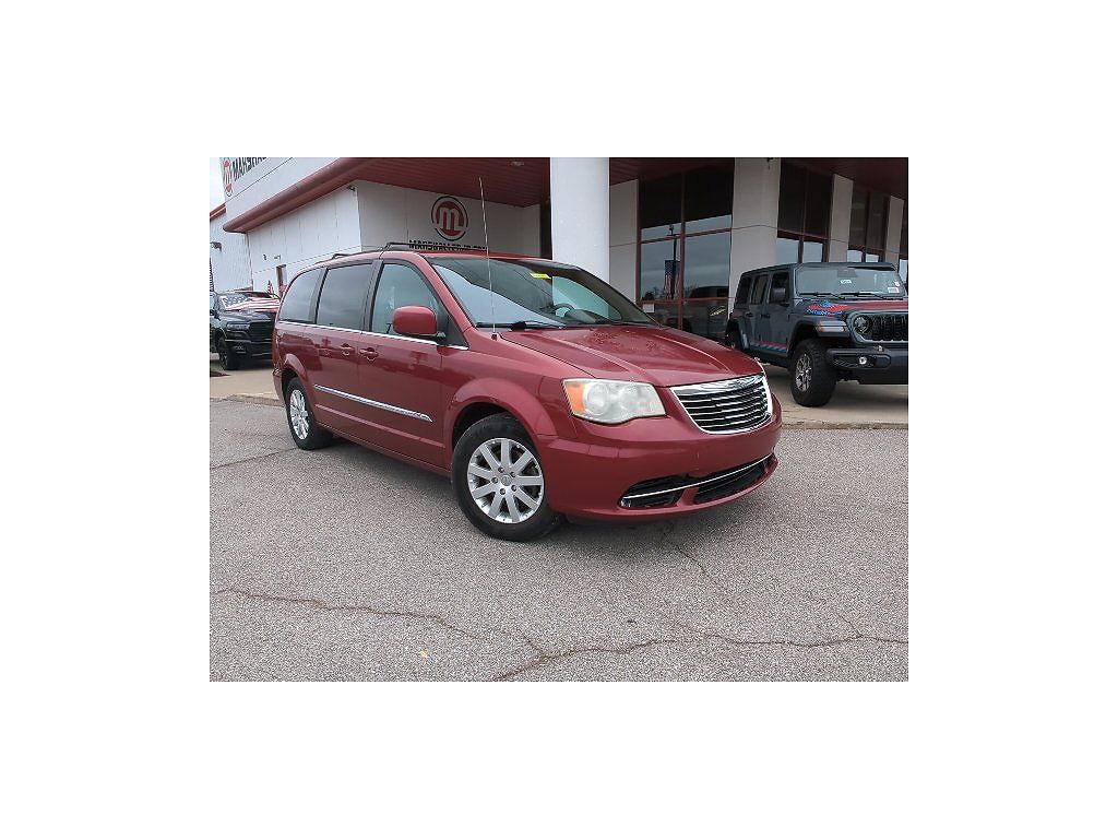 2013 Chrysler Town & Country Touring
