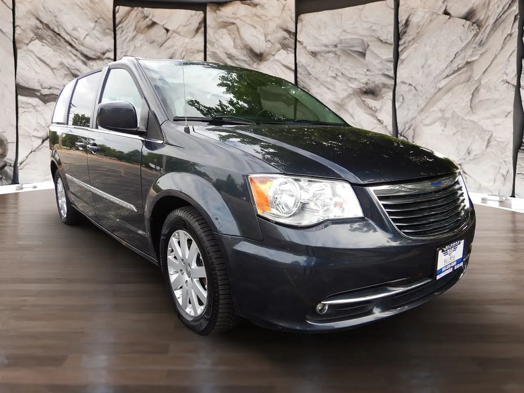 2014 Chrysler Town & Country Touring
