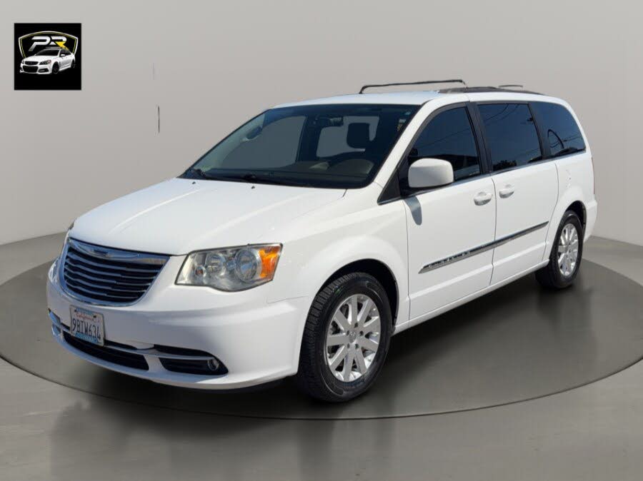 2014 Chrysler Town & Country Touring