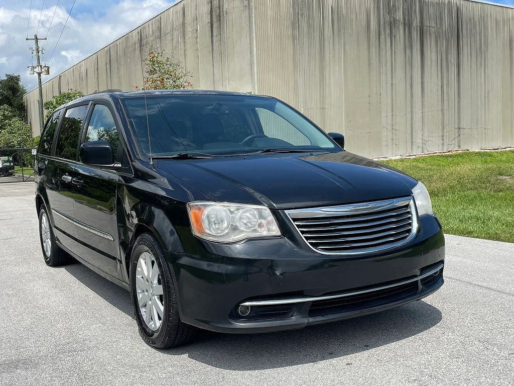 2014 Chrysler Town and Country Touring