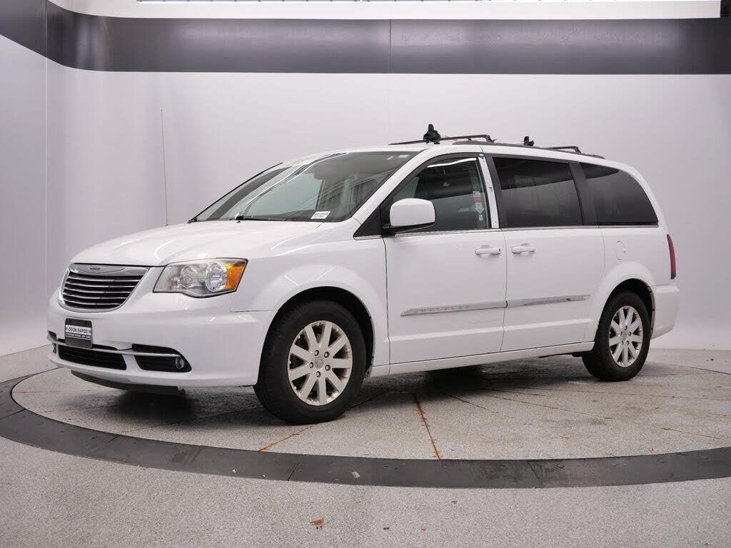 2014 Chrysler Town and Country Touring