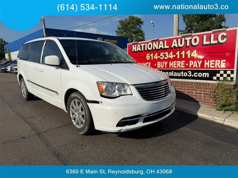 2015 Chrysler Town and Country Touring