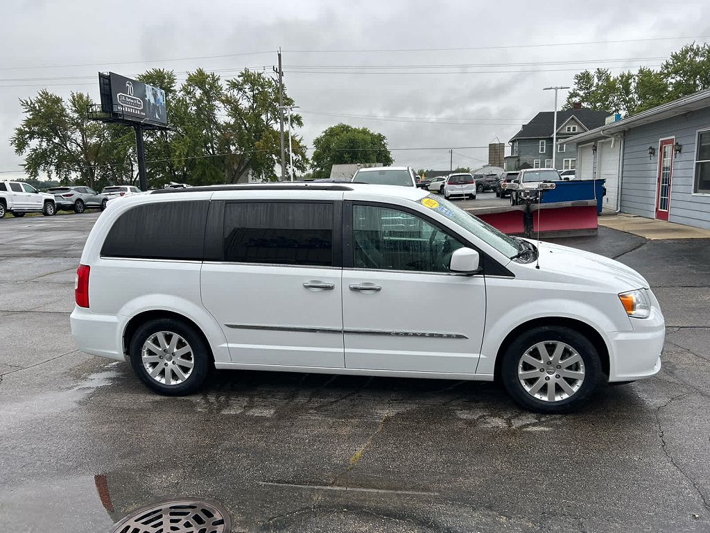 2015 Chrysler Town & Country Touring