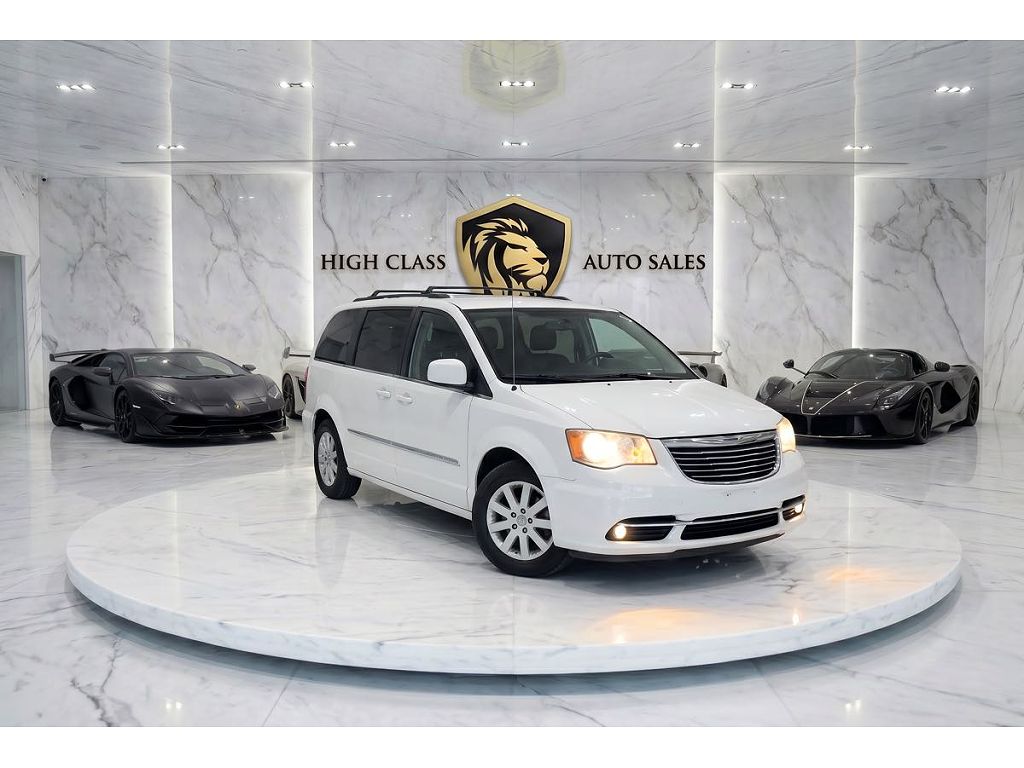 2016 Chrysler Town & Country Touring