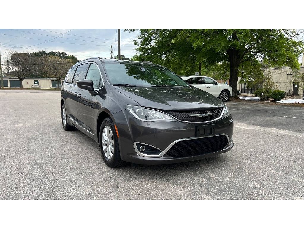 2018 Chrysler Pacifica Touring L