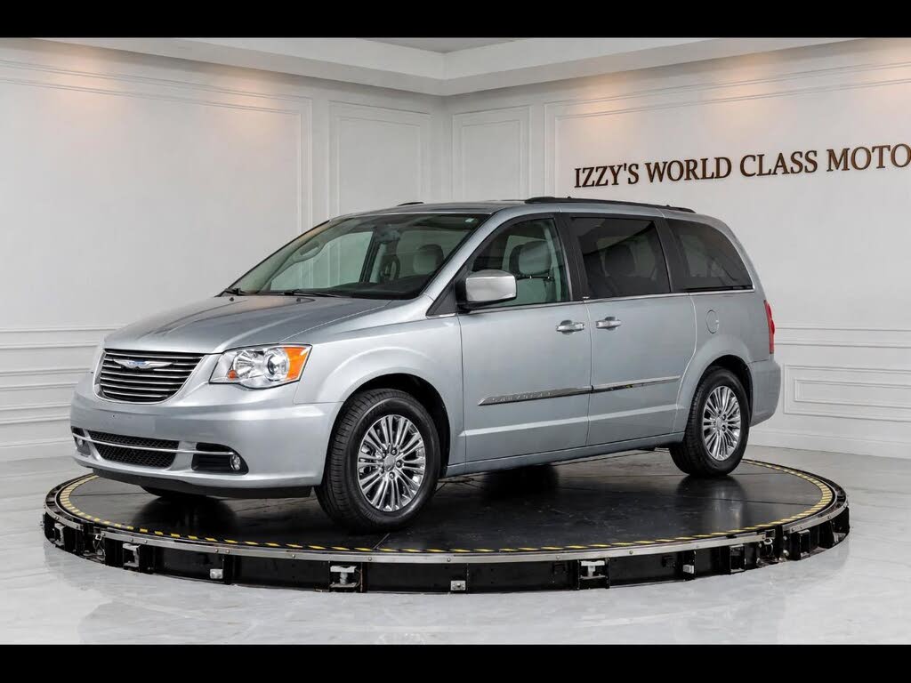 2014 Chrysler Town and Country Touring