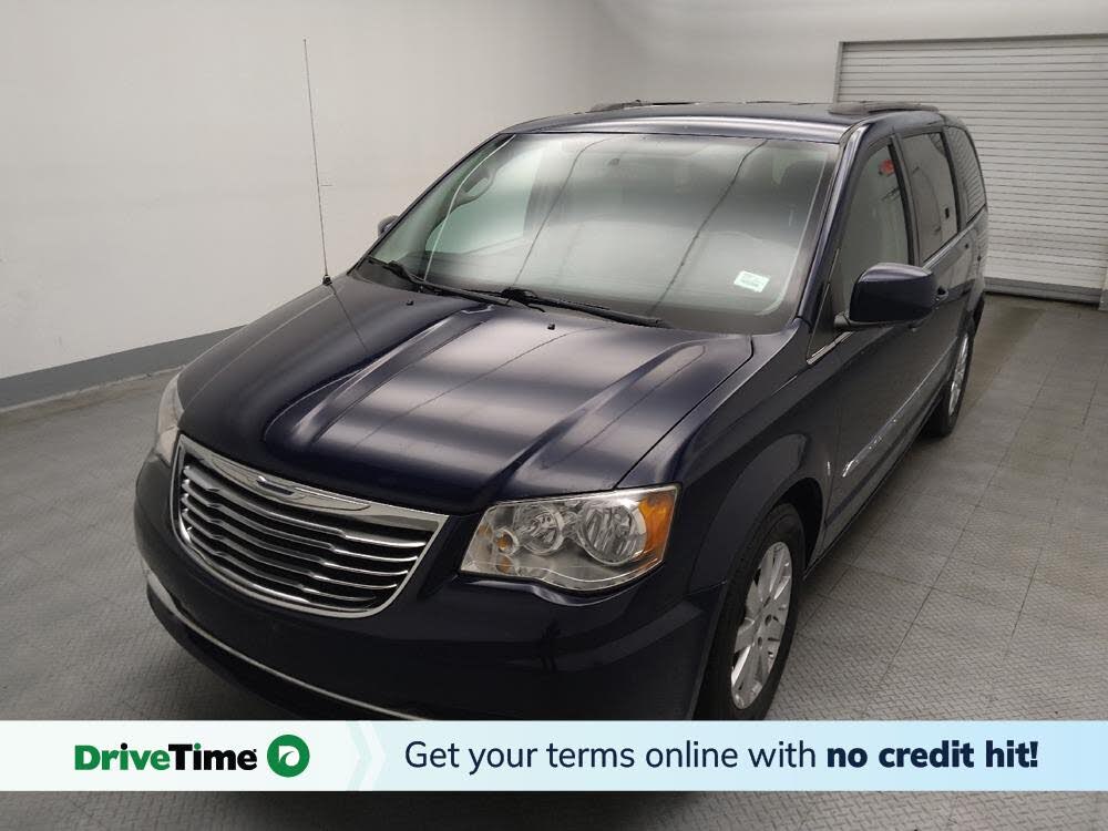 2015 Chrysler Town and Country Touring