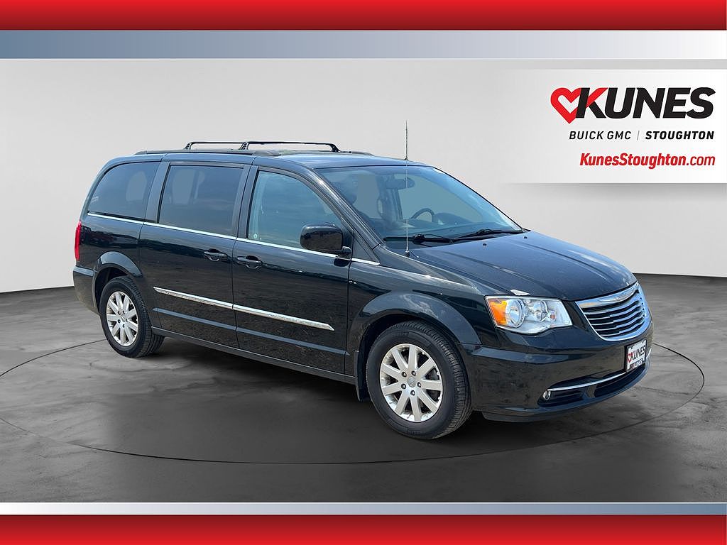 2016 Chrysler Town & Country Touring