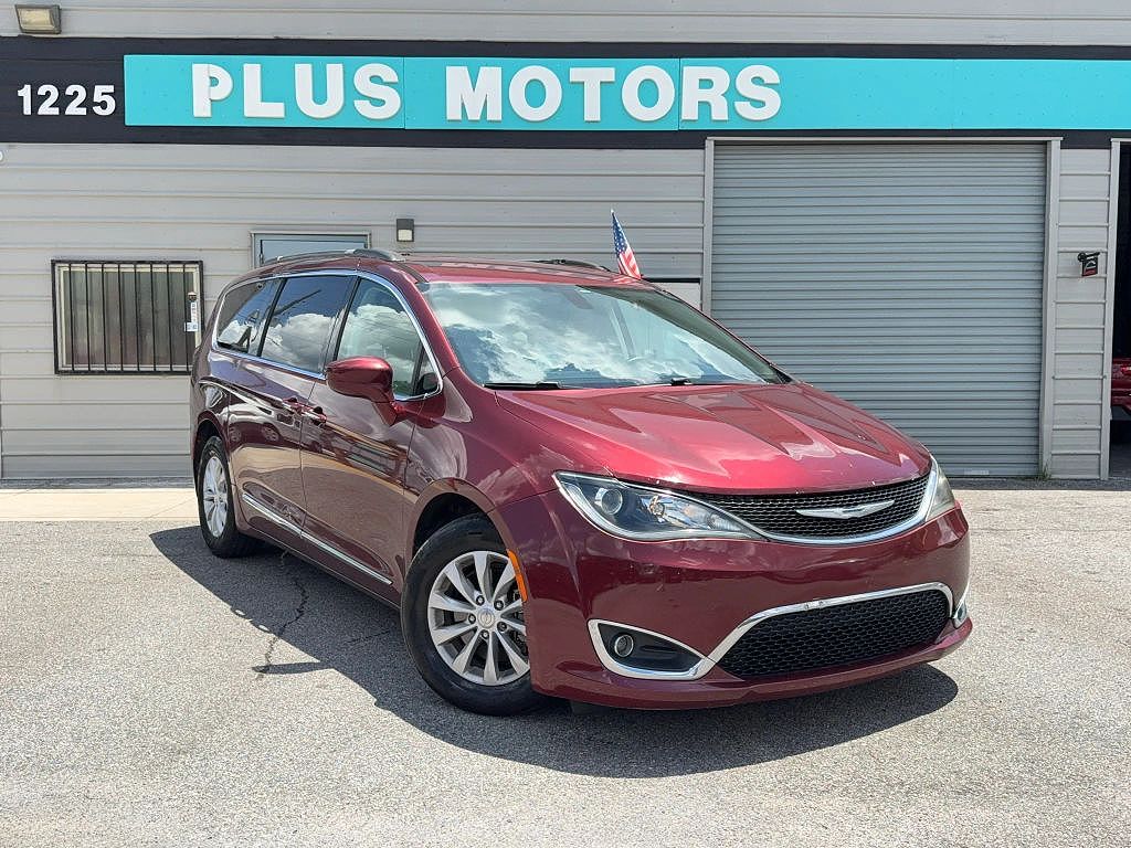 2017 Chrysler Pacifica Touring Plus