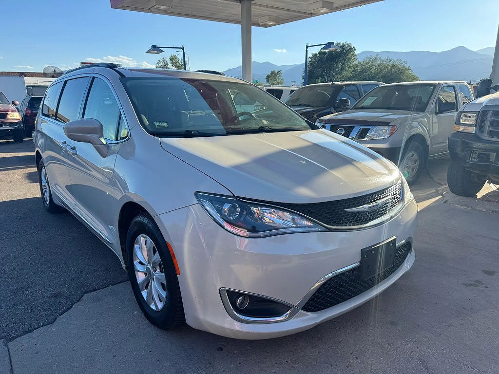 2017 Chrysler Pacifica Touring Plus