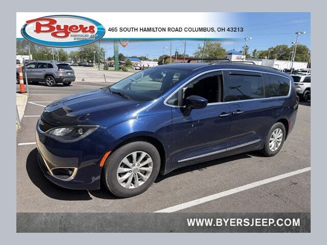 2017 Chrysler Pacifica Touring Plus