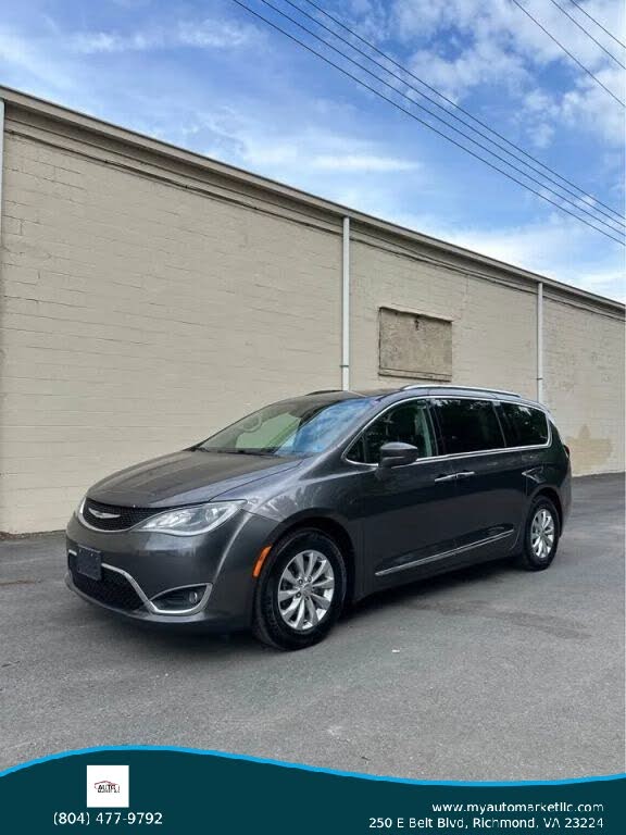 2018 Chrysler Pacifica Touring L