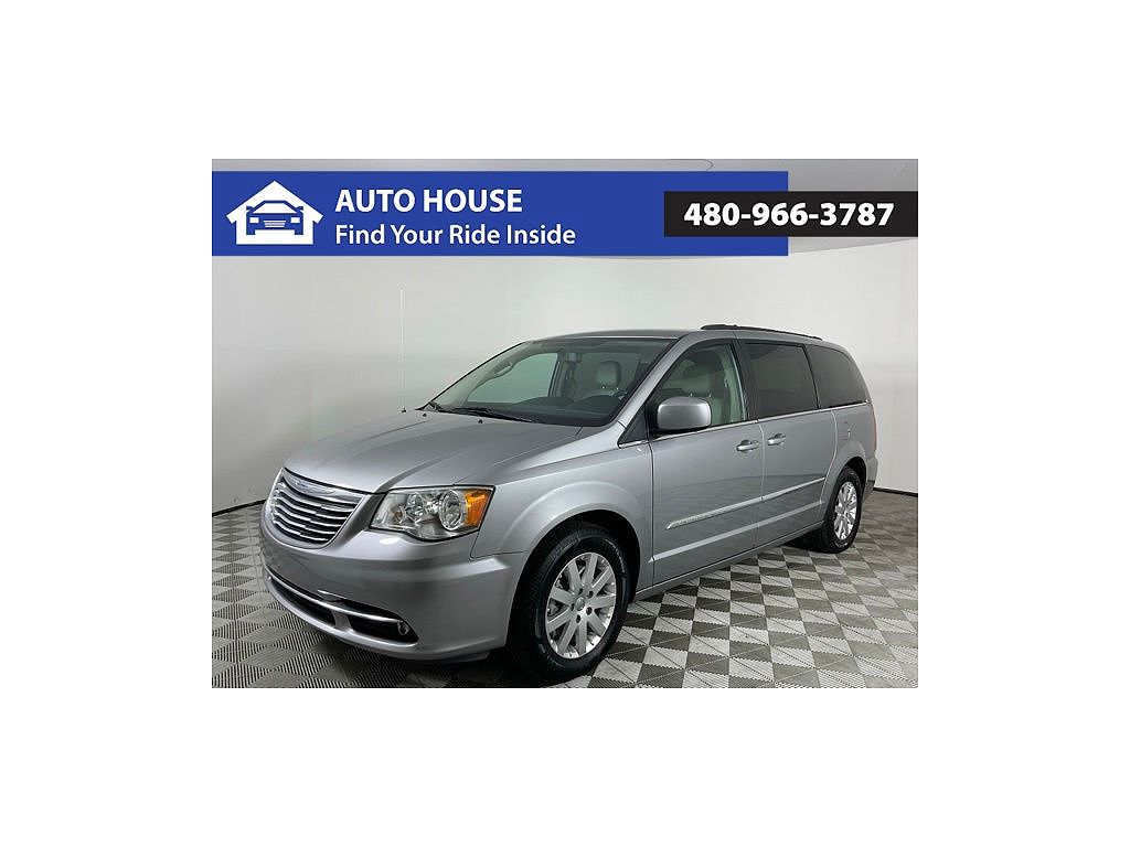 2016 Chrysler Town & Country Touring