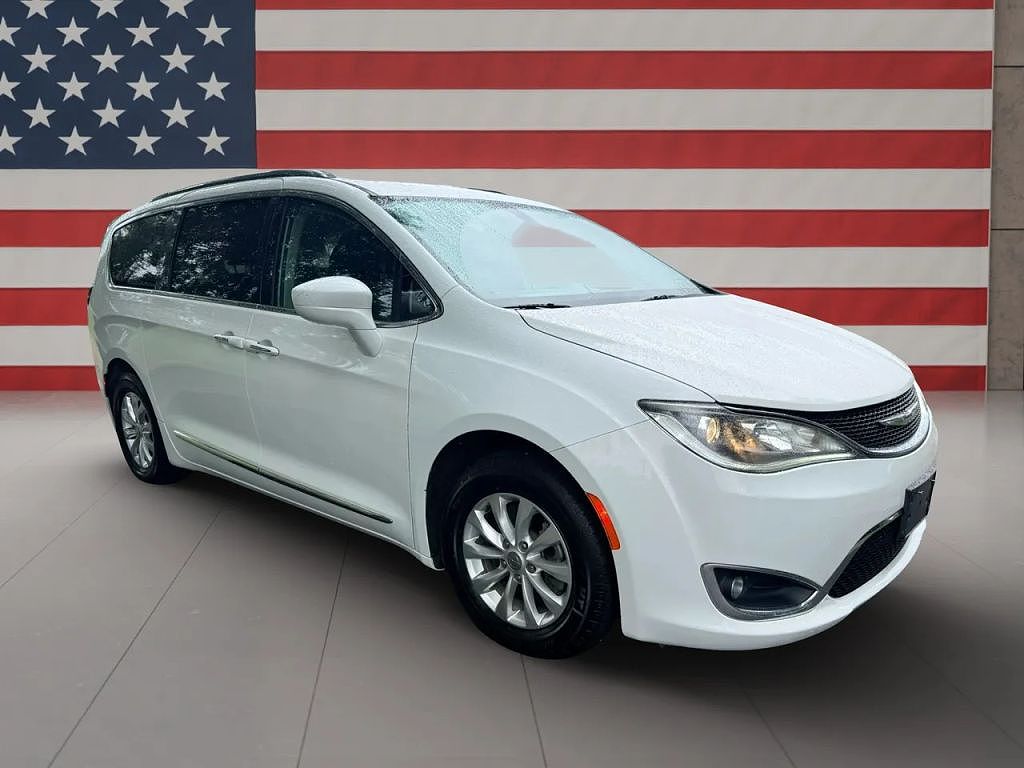 2019 Chrysler Pacifica Touring L