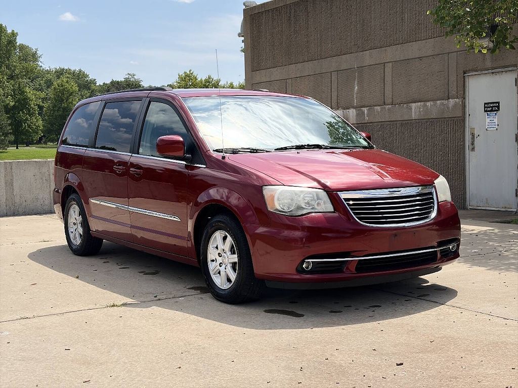 2012 Chrysler Town & Country Touring