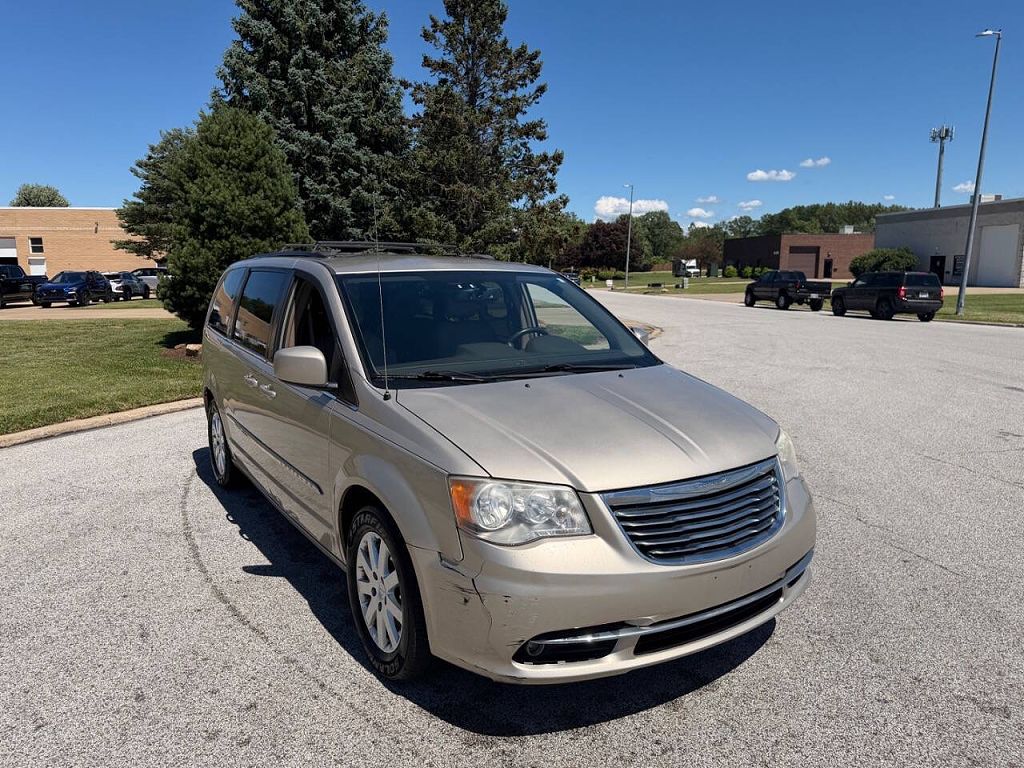 2012 Chrysler Town & Country Touring