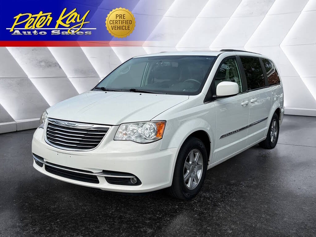 2013 Chrysler Town & Country Touring