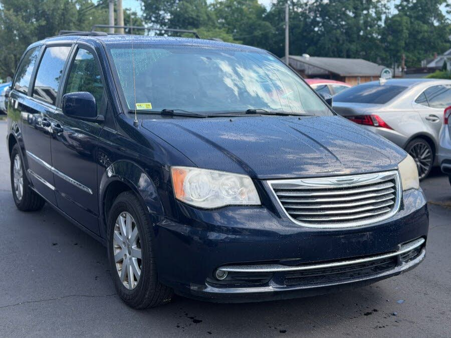 2014 Chrysler Town and Country Touring
