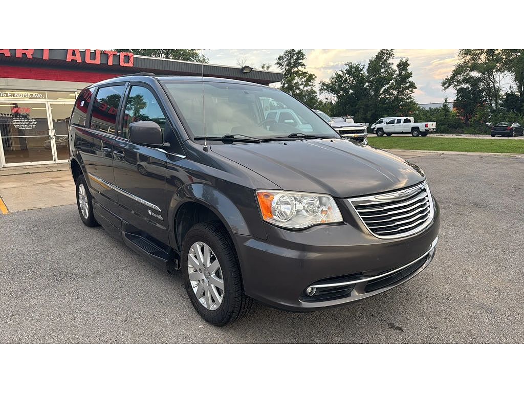 2015 Chrysler Town & Country Touring