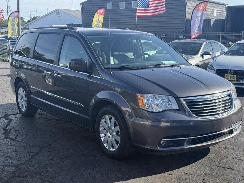 2015 Chrysler Town and Country Touring
