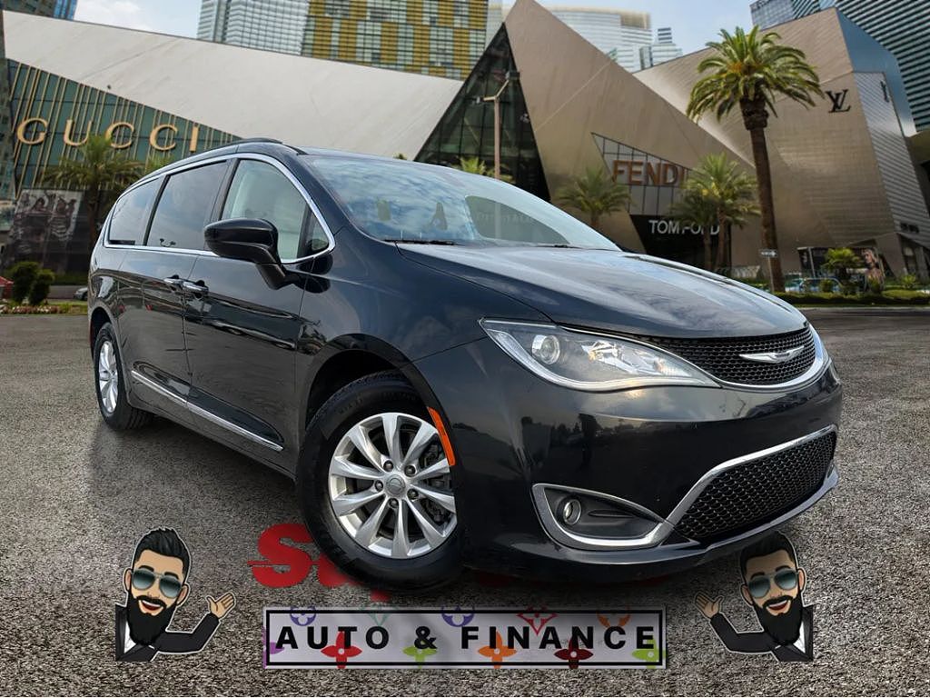 2017 Chrysler Pacifica Touring Plus