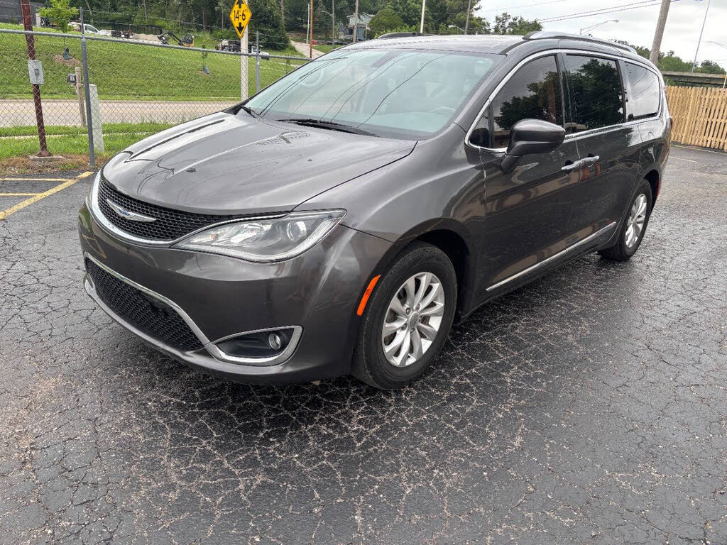 2018 Chrysler Pacifica Touring L