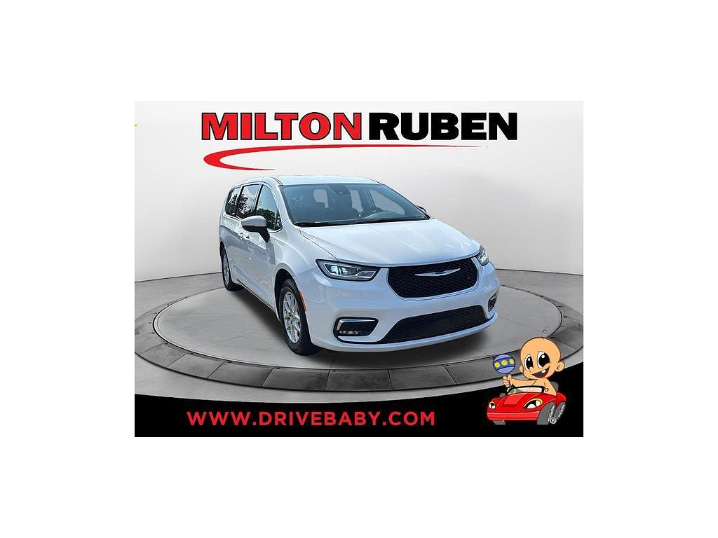 2023 Chrysler Pacifica Touring L