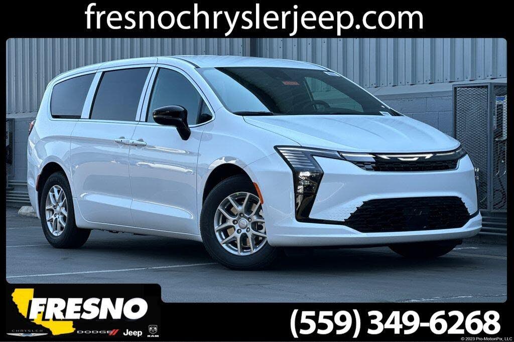 2027 Chrysler Pacifica Select