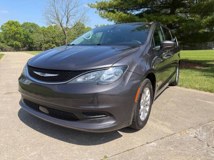 2021 Chrysler Voyager LX