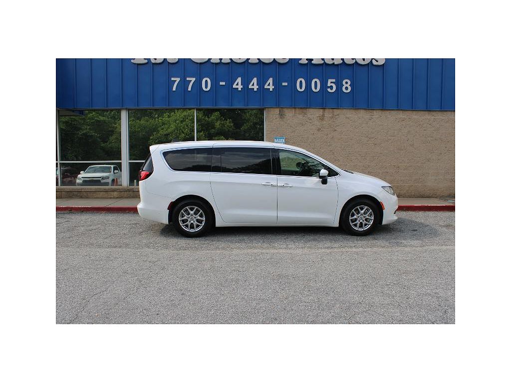 2022 Chrysler Voyager LX Fleet