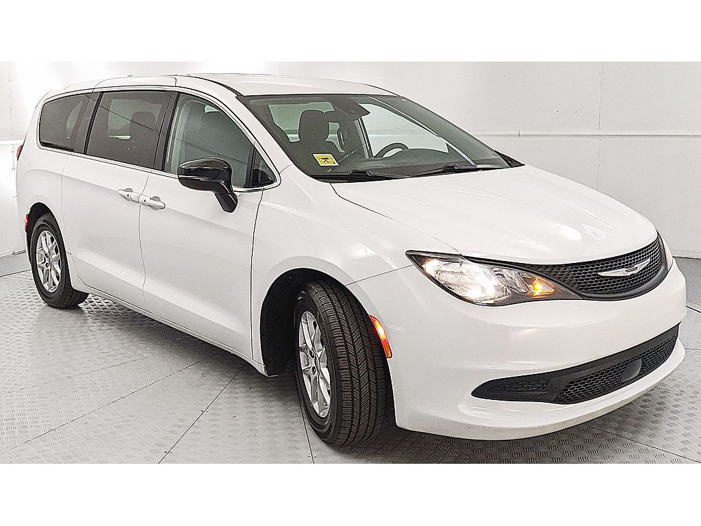 2024 Chrysler Voyager LX Fleet