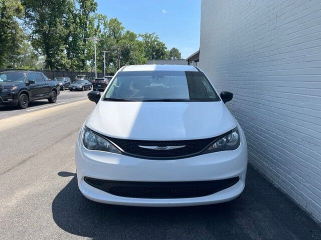2024 Chrysler Voyager LX Fleet