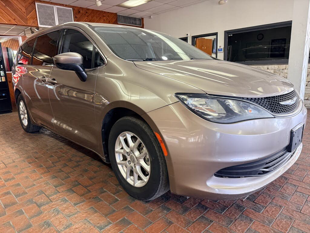 2017 Chrysler Pacifica LX